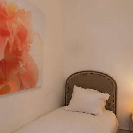 Traditional With Garden Prázdninový dům