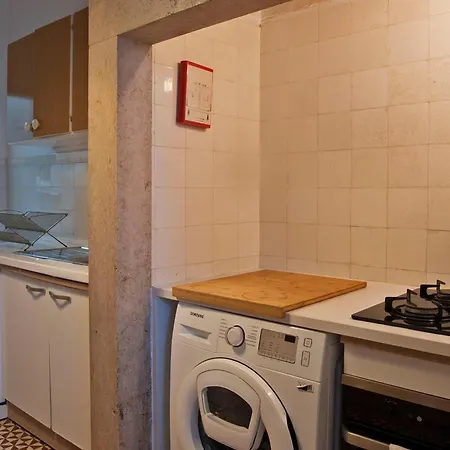 Traditional With Garden ליסבון